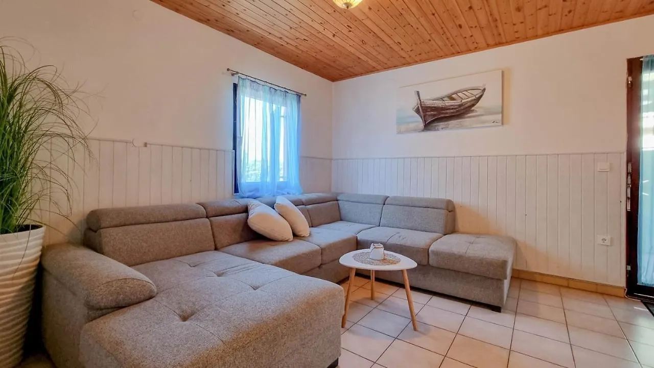 Holiday home Sv. Ivan Umag